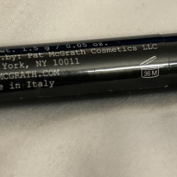 PAT MCGRATH LABS VENOM 1 LIPSTICK 0.05 OZ ( Deep Red) New - Picture 7 of 8